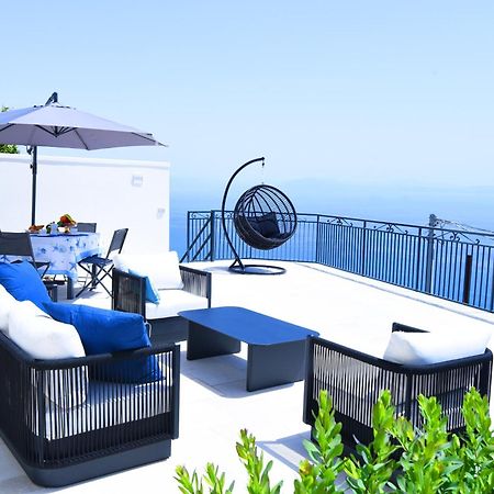 B&B Blue View Furore Buitenkant foto