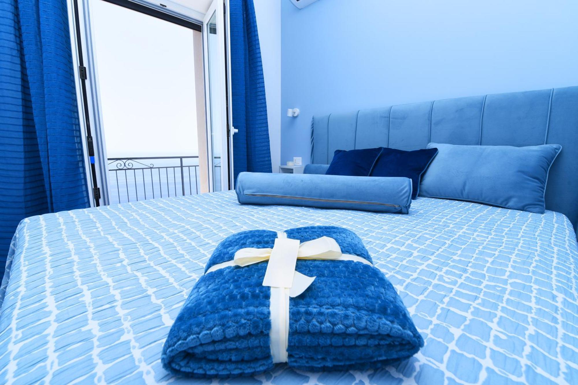 B&B Blue View Furore Buitenkant foto