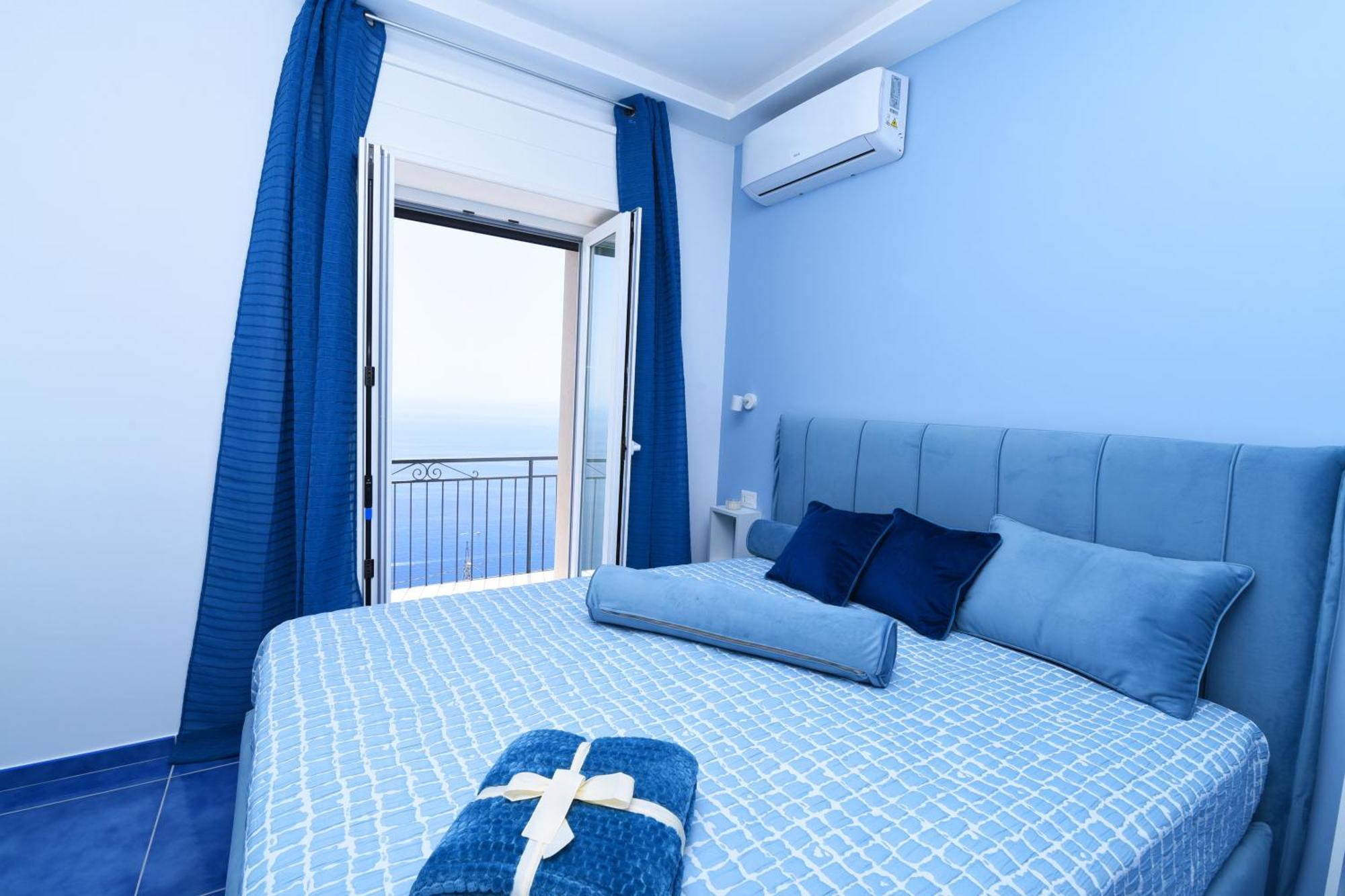 B&B Blue View Furore Buitenkant foto