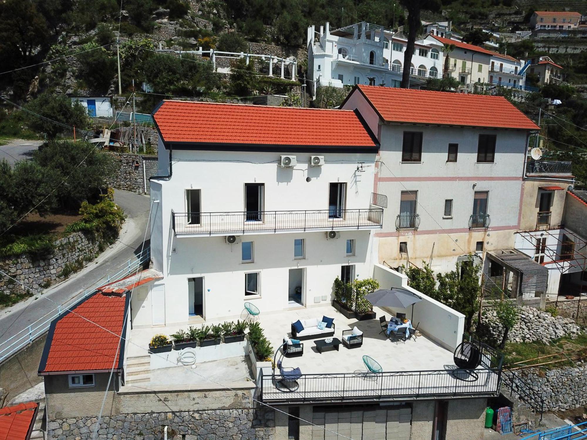 B&B Blue View Furore Buitenkant foto