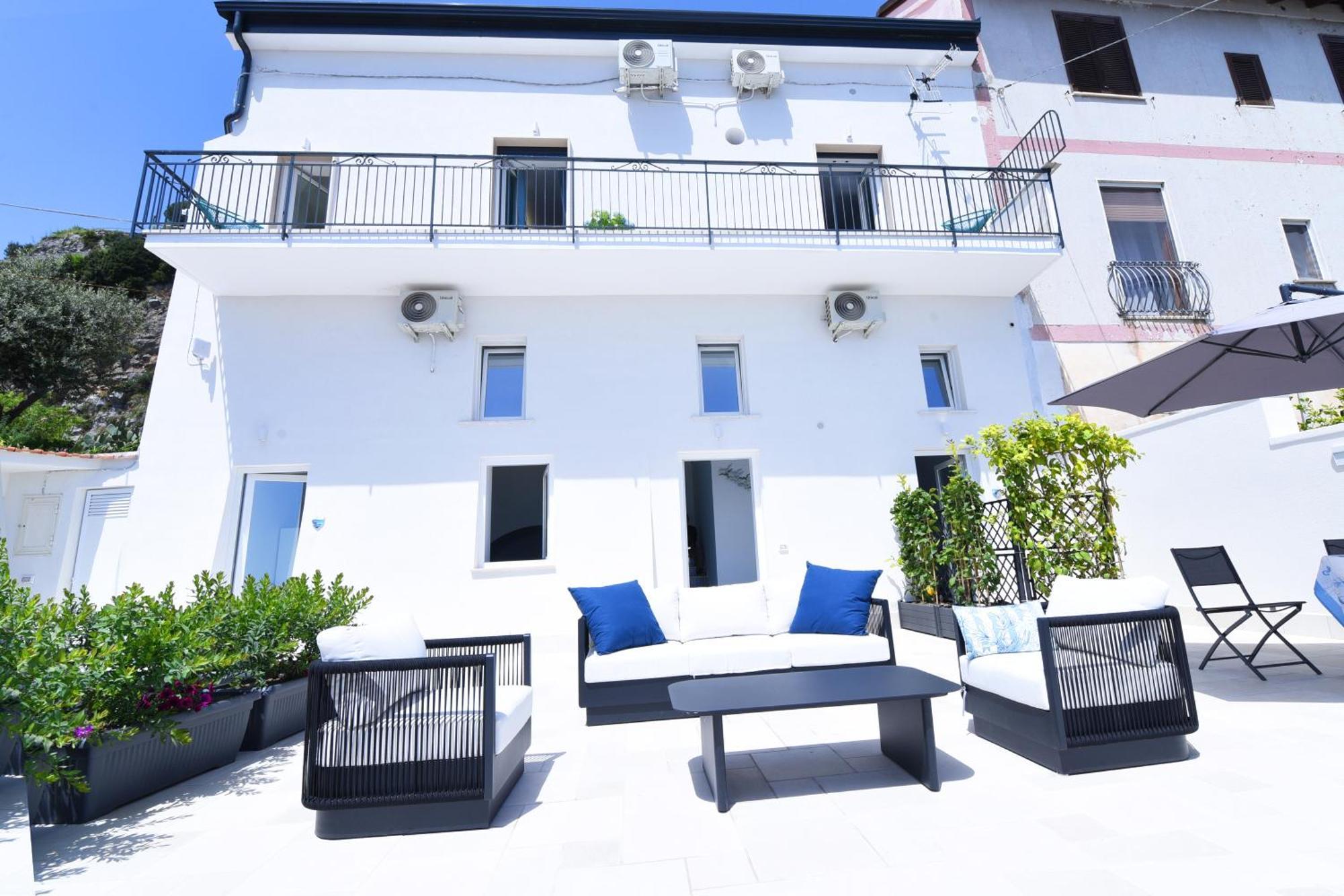 B&B Blue View Furore Buitenkant foto